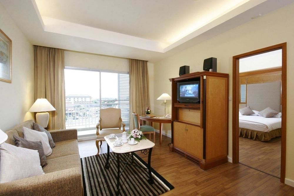 Kameo Grand Hotel & Serviced Apartment, Rayong Kültér fotó